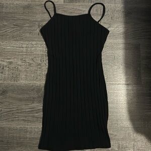 Little black dress XS